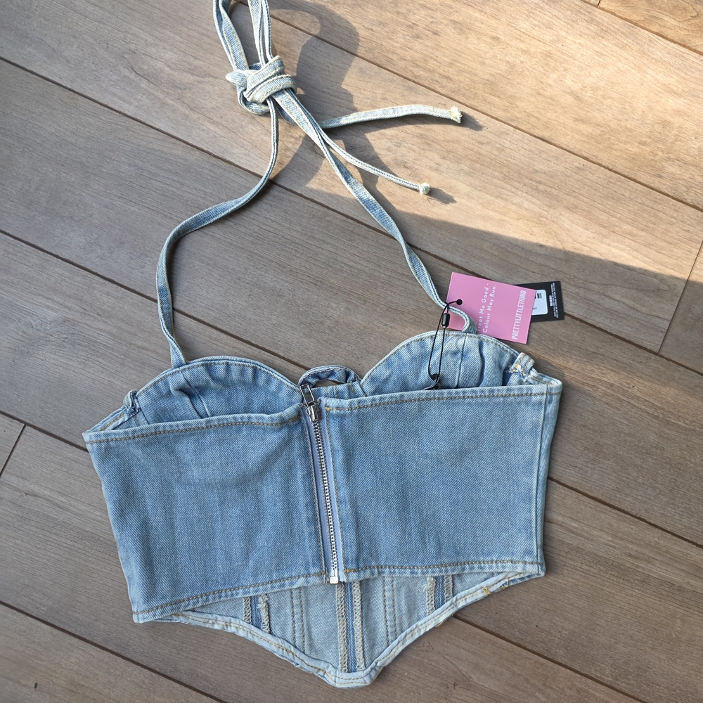 PrettyLittleThing Light Blue Denim Bustier - Picture 2 of 3